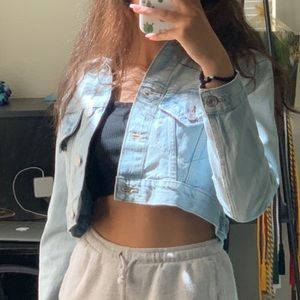 cropped denim jacket!